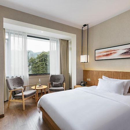 Hangzhou Puyu Travelling With Hotel ภายนอก รูปภาพ