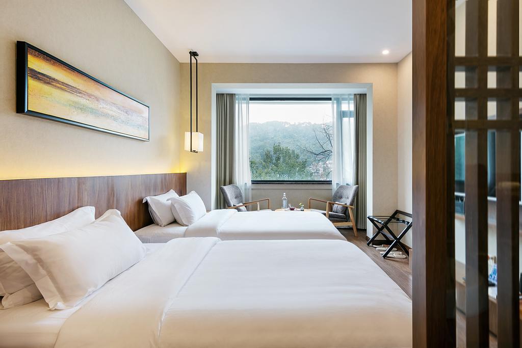 Hangzhou Puyu Travelling With Hotel ภายนอก รูปภาพ